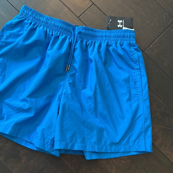 Under Armour Blue Athletic Training Shorts NWT L - Picture 3 of 10